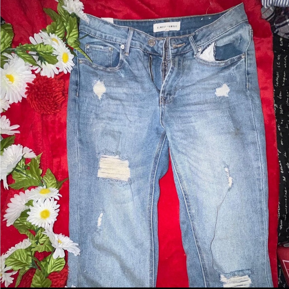 Almost Famous blue ripped skinny cropped jeans 🪩